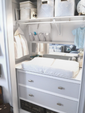 Sfaturi utile pentru amenajarea camerei copilului în dormitorul părinților