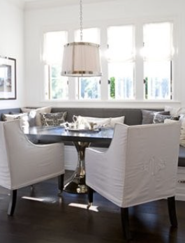 10 sfaturi pentru maximizarea spațiului la masă pentru cina în familie
