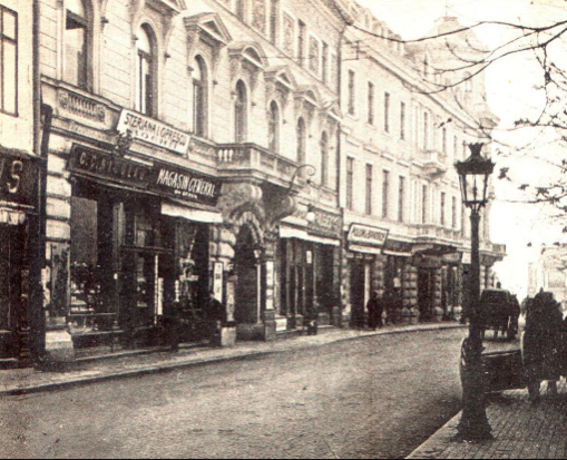 Atenție, bucăți din centrul vechi cad. Pasajul Macca-Villacrosse din București nu a fost niciodată consolidat și nici pe vreo listă de remedieri