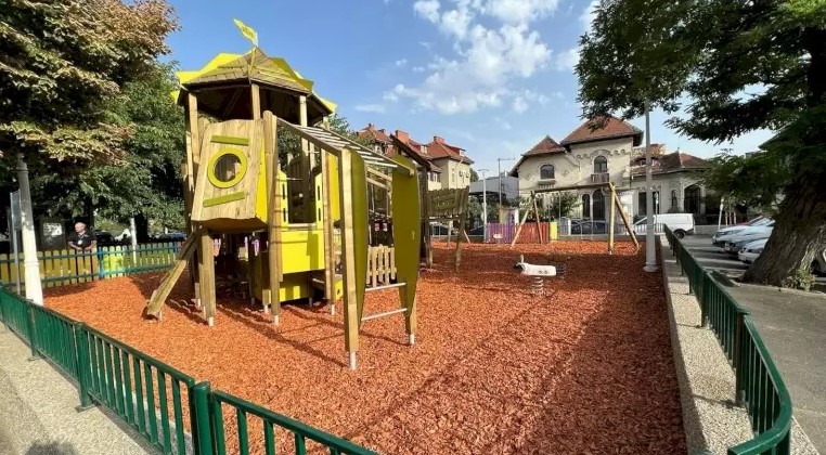 În București se face umbră parc cu parc. Mini parcul Popa Soare din cartierul Armenesc a fost reabilitat