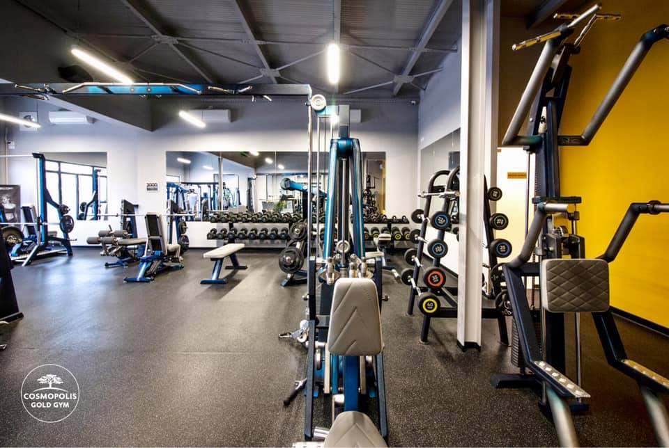 Cosmopolis Gold Gym este o sală de fitness nou construită în interiorul ansamblului și dotată cu aparatură de nouă generație
